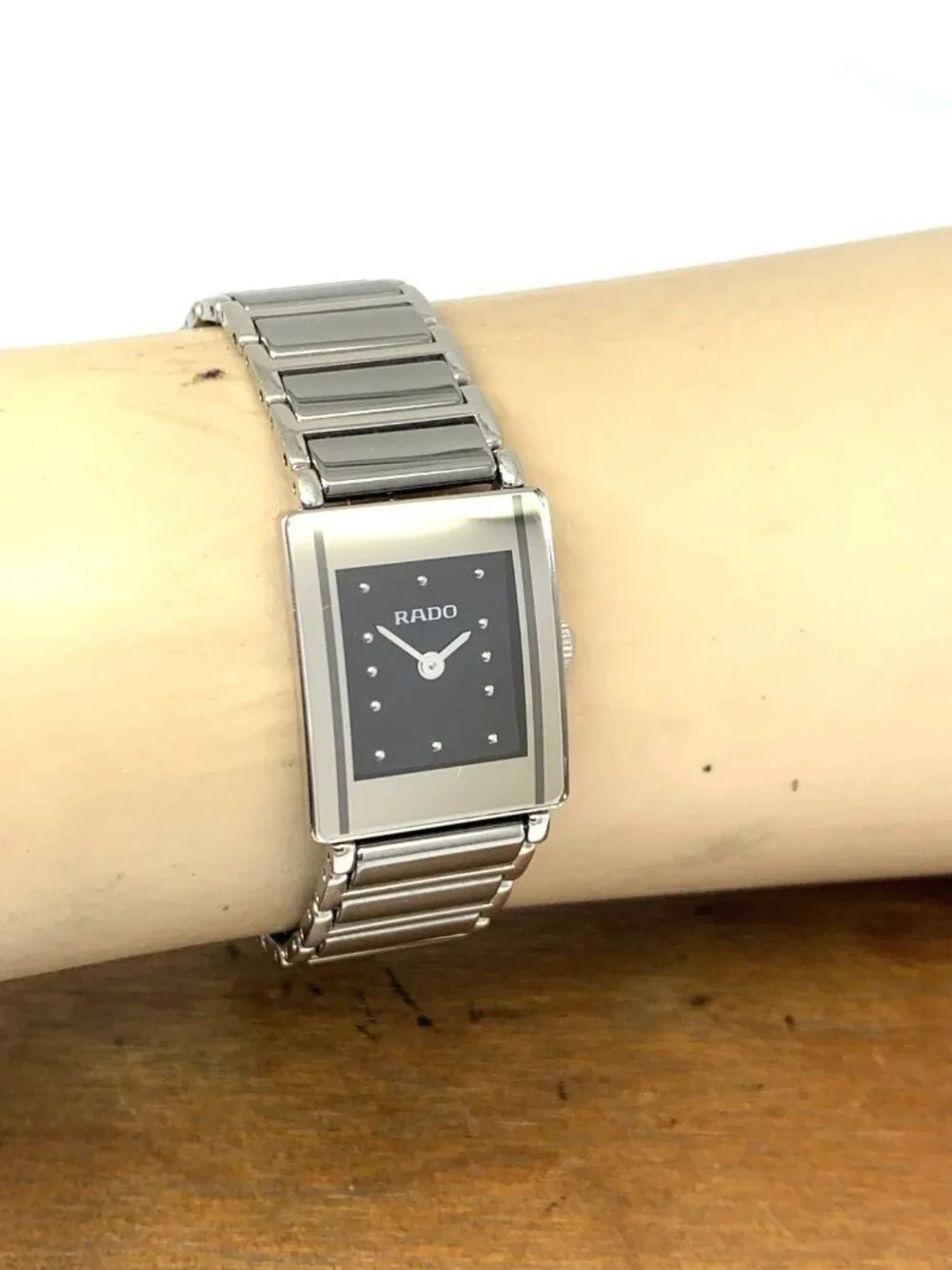 Rado Women's Watch 153.0488.3 Diastar Swiss Quartz Gray Titanium Tank 18mm - Picture 9 of 12